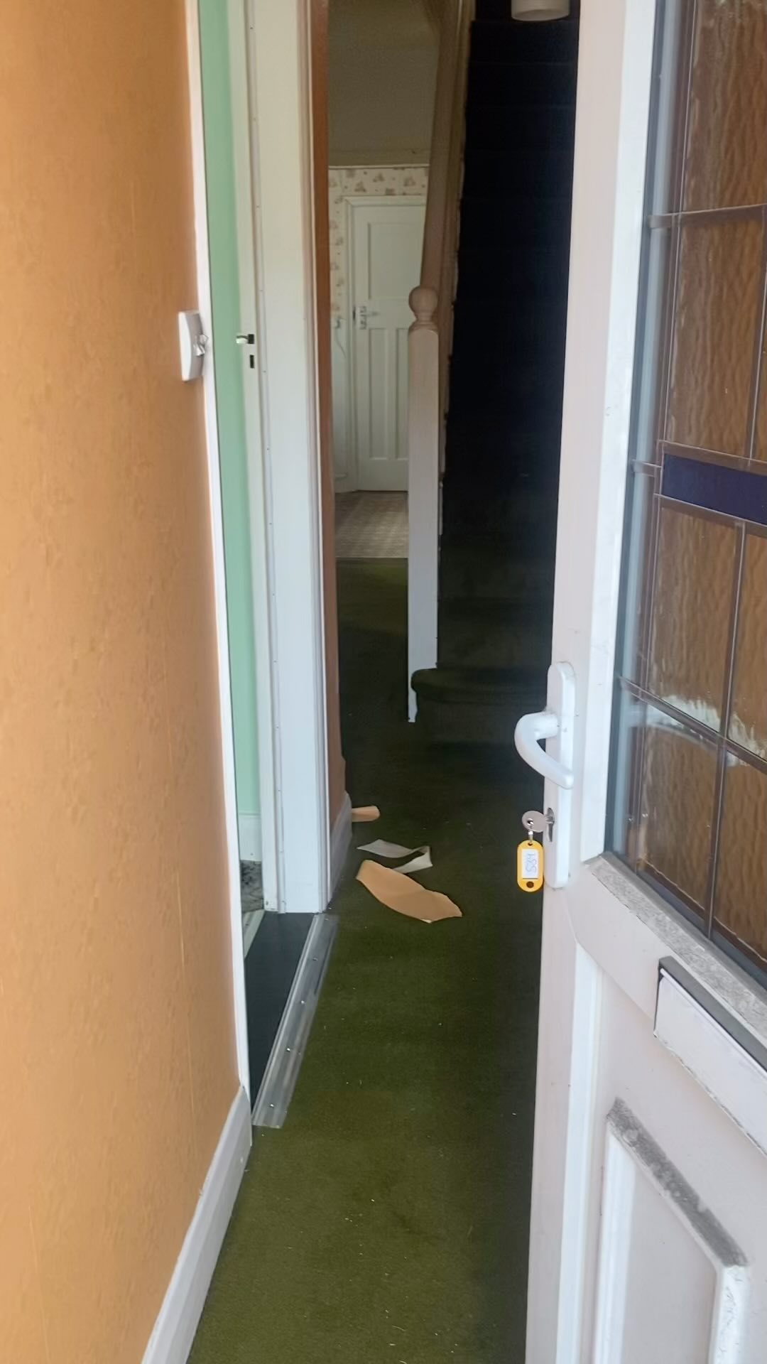 We got the 🔑 to our new private project in #ipswich . We can’t wait to get started on this one. We have a couple of exits on this, possible #hmo or straight #flip . More updates to come as we commence strip out.
#refurbishment #project #projectmanagement #suffolkbuilders #investor #investment #hmo #ipswichhospital #shareaccommodation #semidetached